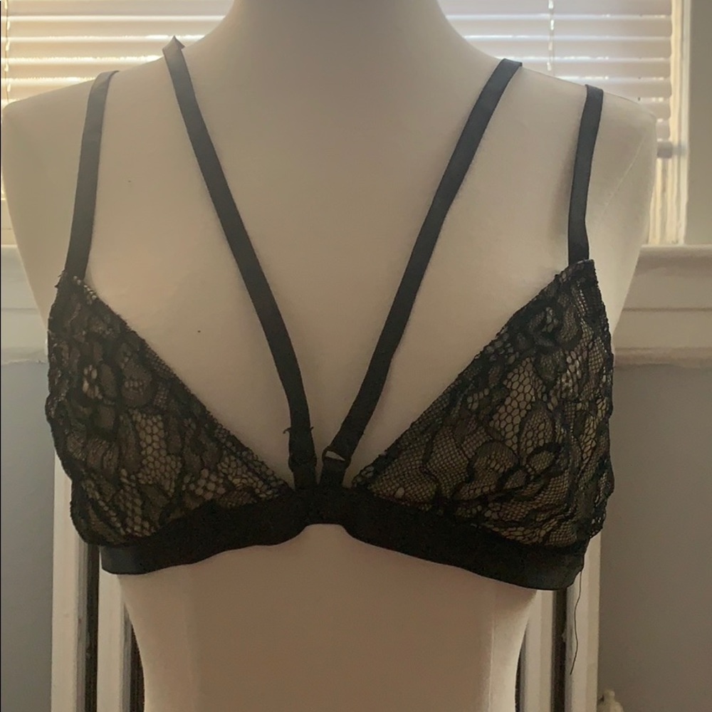 Double strap lacy bralette